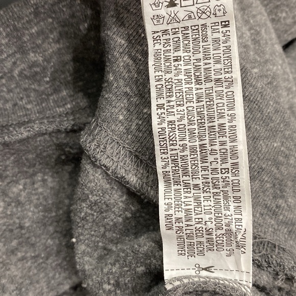 Forever 21 XXI Beverly Hills Crewneck Sweater  Medium - Picture 5 of 5